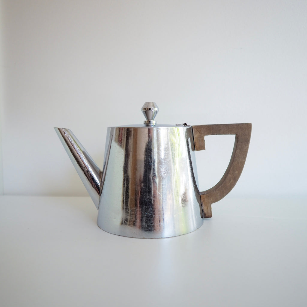 Vintage】Art Déco Style Tea Pot | so are we