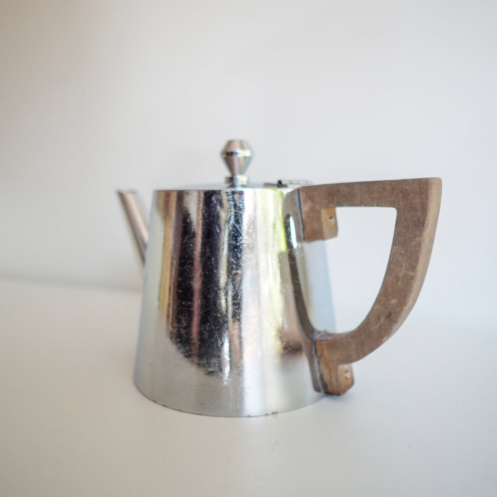 Vintage】Art Déco Style Tea Pot | so are we